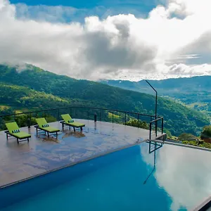4* Hotel Shady Hills -hunnasgiriya