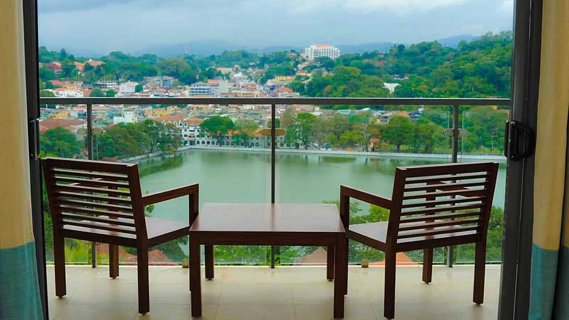 ****  Oak Ray Heritage Hotel Kandy Sri Lanka