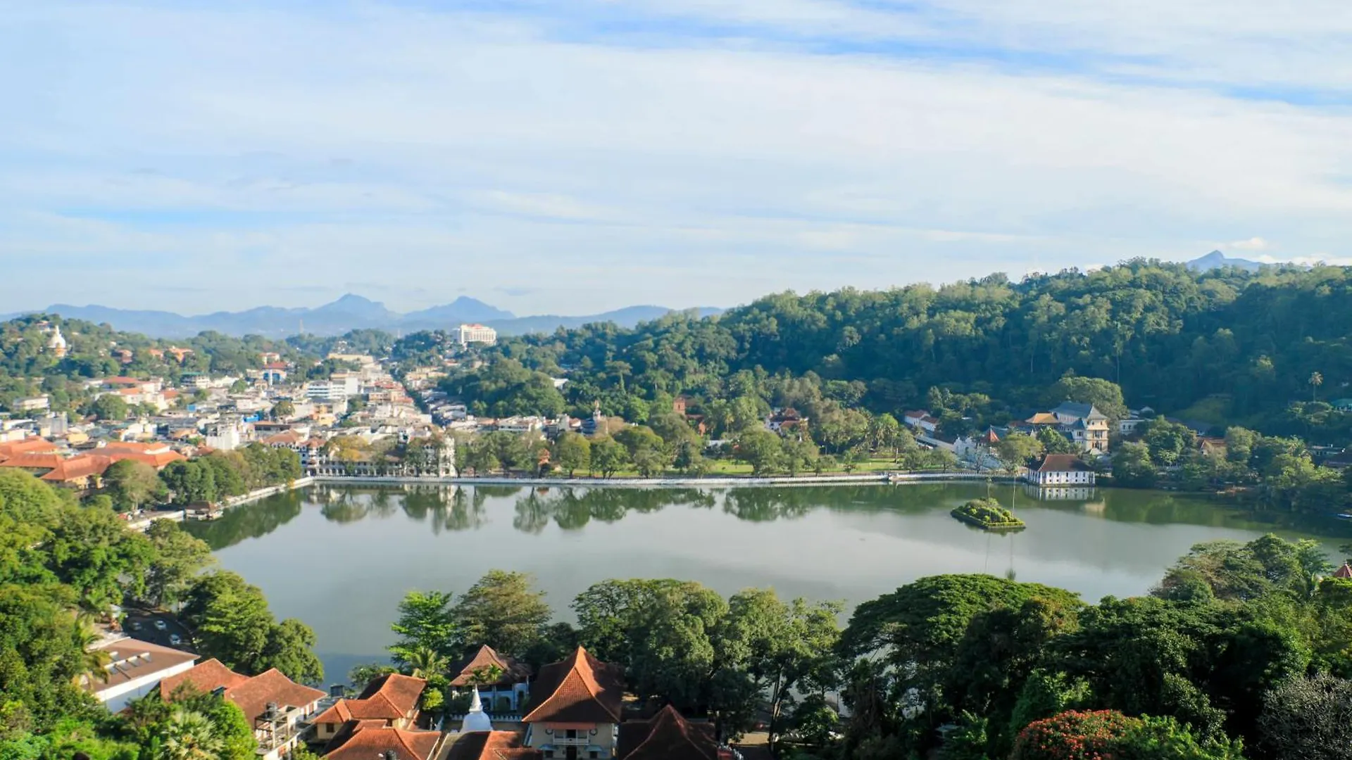Oak Ray Heritage Hotel Kandy 4*,